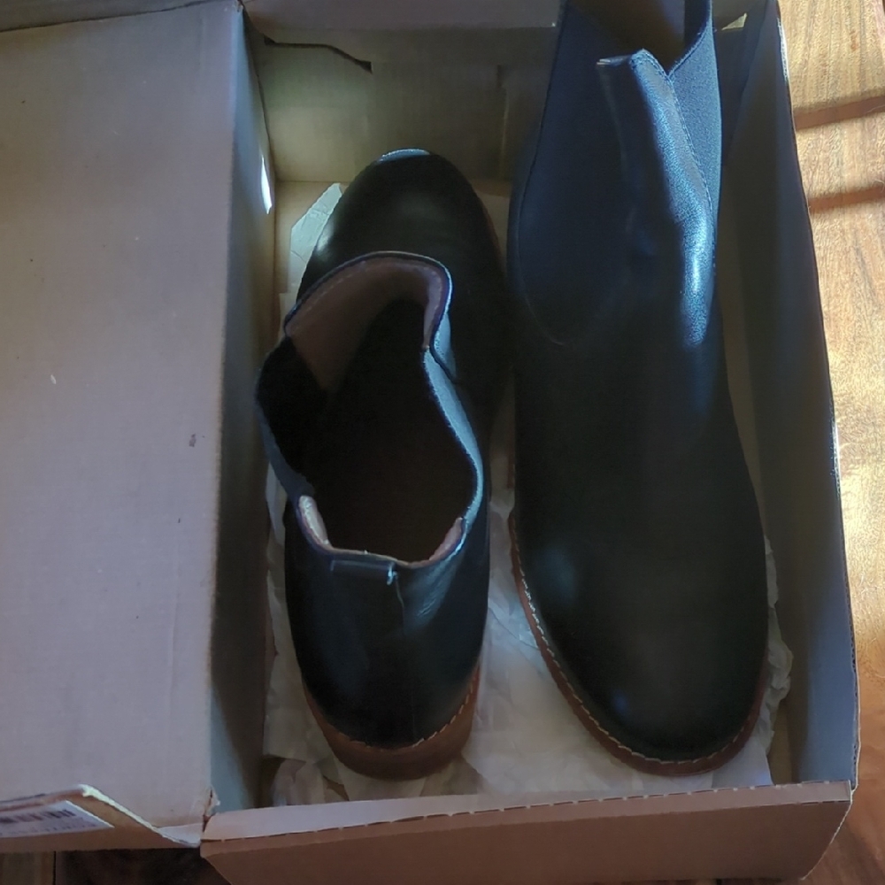 Fortress of Inca Chelsea Boots - Picture 5 of 9